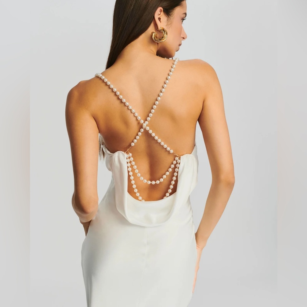White silk dress with pearl detailing on the back. Retrofete, XS